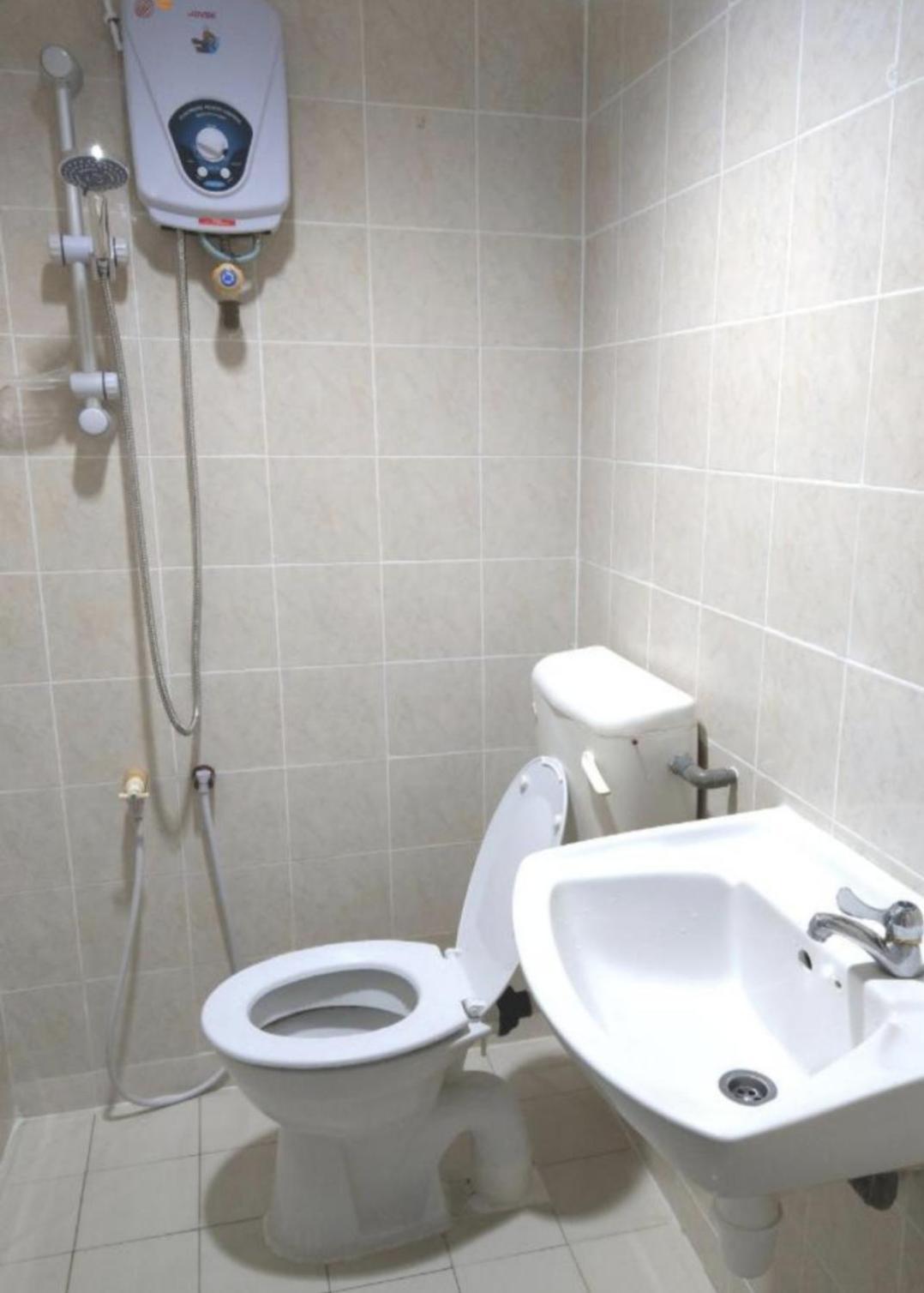 Ene Sri Cemerlang Kota Bahru Bilik gambar